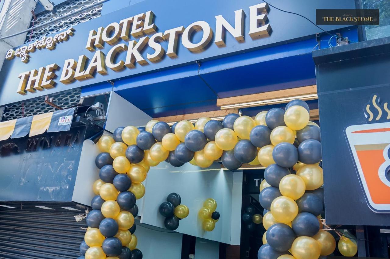 העיר בנגלור Hotel The Black Stone מראה חיצוני תמונה
